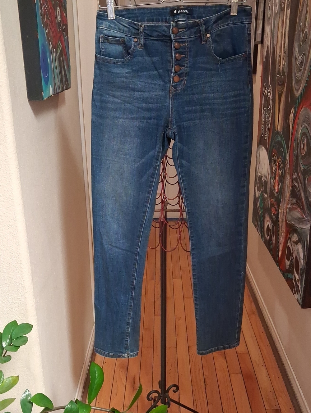 d. jeans Mid-Blue High-Rise Button-Fly Cropped Jeans